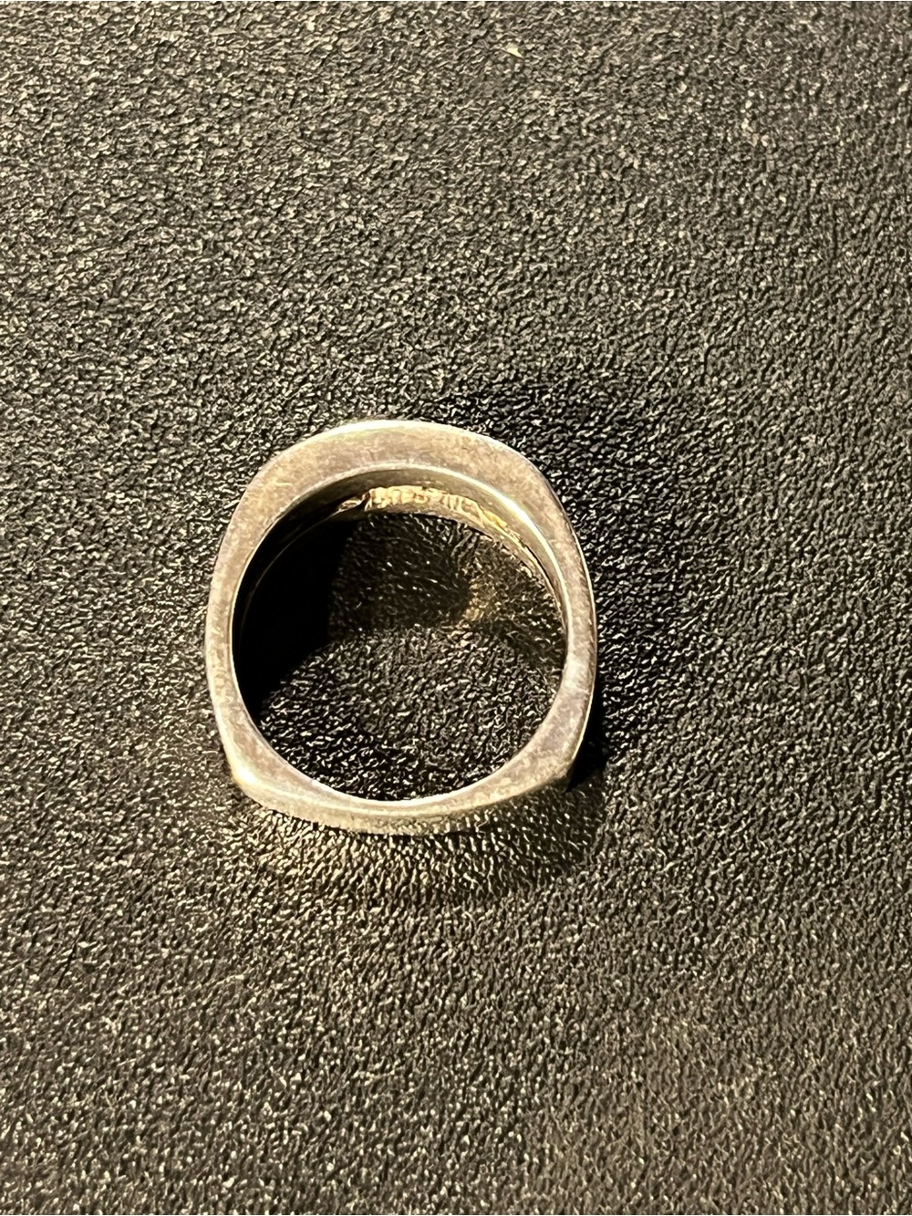 Two-Tone Carved Floral Band Ring - Sterling Silver and 14k gold Size 6 3/4. - Picture 8 of 8